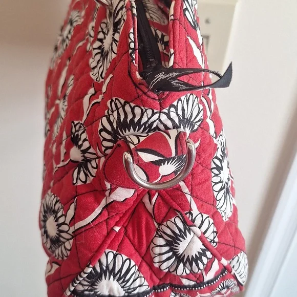 Vera Bradley Sophie Bag Deco Daisy Red White Black Floral Quilted Shoulder Bag - Picture 5 of 15
